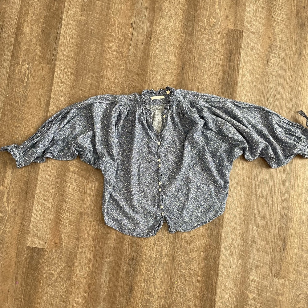 DŌEN Rose top, xs, in Midblue California Wildflower.